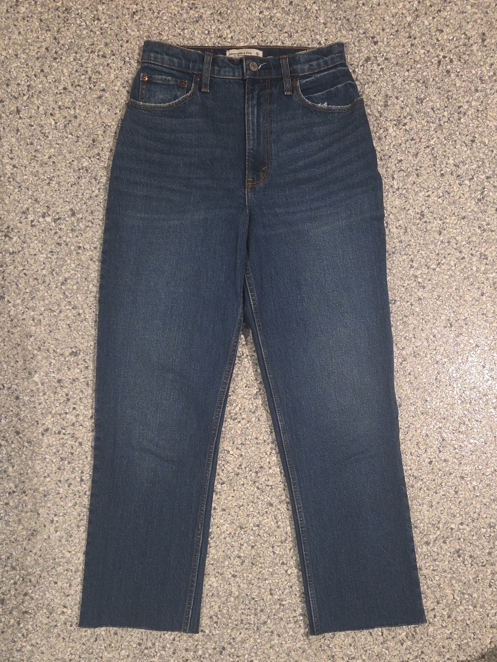 Abercrombie & Fitch 90s Straight Ultra High Rise Jeans Size 2